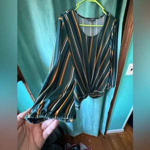 Long sleeve dress shirt/ blouse